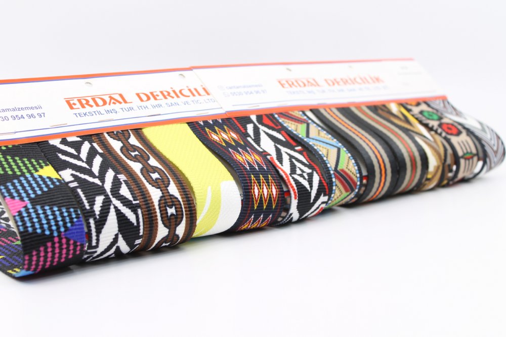 4 cm desenli kolon